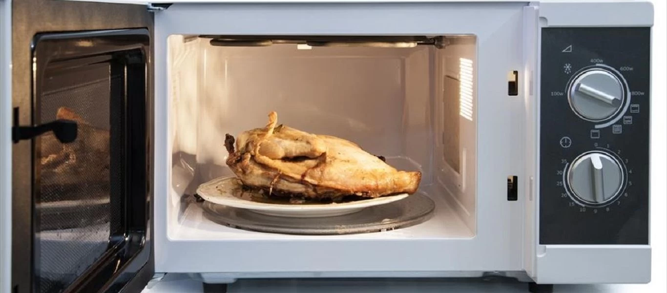 Ο σωστός τρόπος για να ζεστάνετε το κρέας που περίσσεψε - Τι να προσέξετε